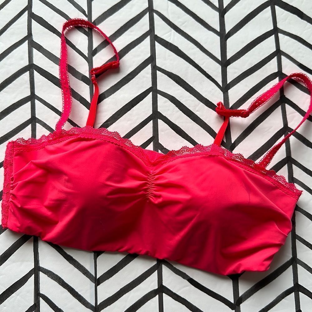Aerie Size 36B Hot Pink Lace Wired Bralette